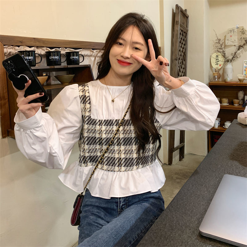 Shirt women's design sense splicing fake two-piece spring clothes 2022 new short long-sleeved tops