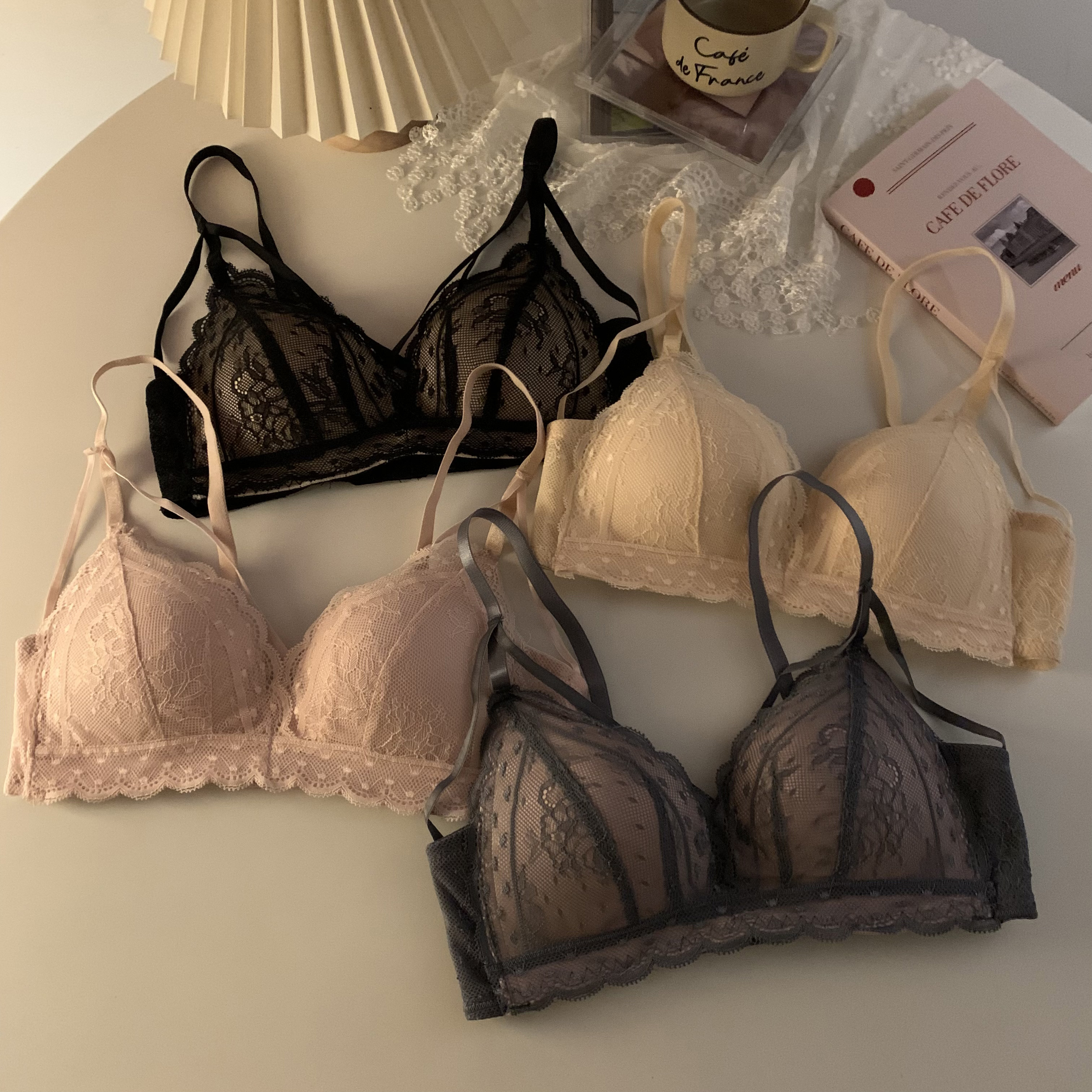 Real price real shooting summer Japanese students sexy lace traceless bra no steel ring gathered small bra underwear
