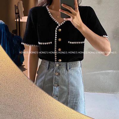 Hong's 2022 summer new style small fragrance short sleeved female celebrities short breath Knitted Top thin cardigan