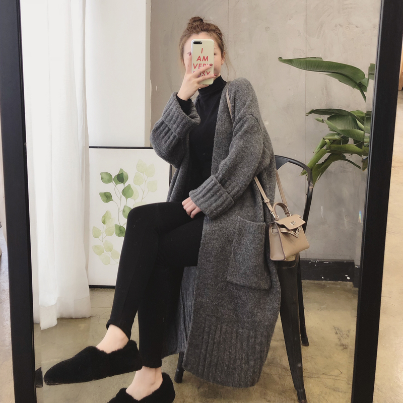 Pregnant women's sweater long cardigan coat women's autumn and winter 2020 new Korean loose large thickened sweater autumn clothes