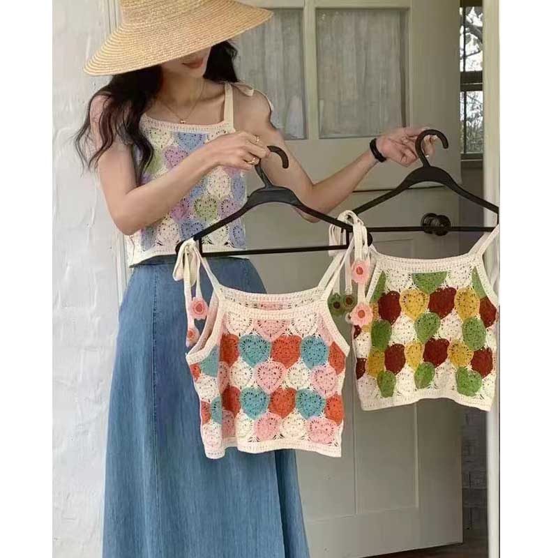 Retro small fresh hook flower hollow camisole women's 2023 summer new style all-match strap short top