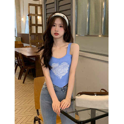 Design sense niche chic knitted small camisole women's summer inner and outer wear short pure desire style sweet and spicy top