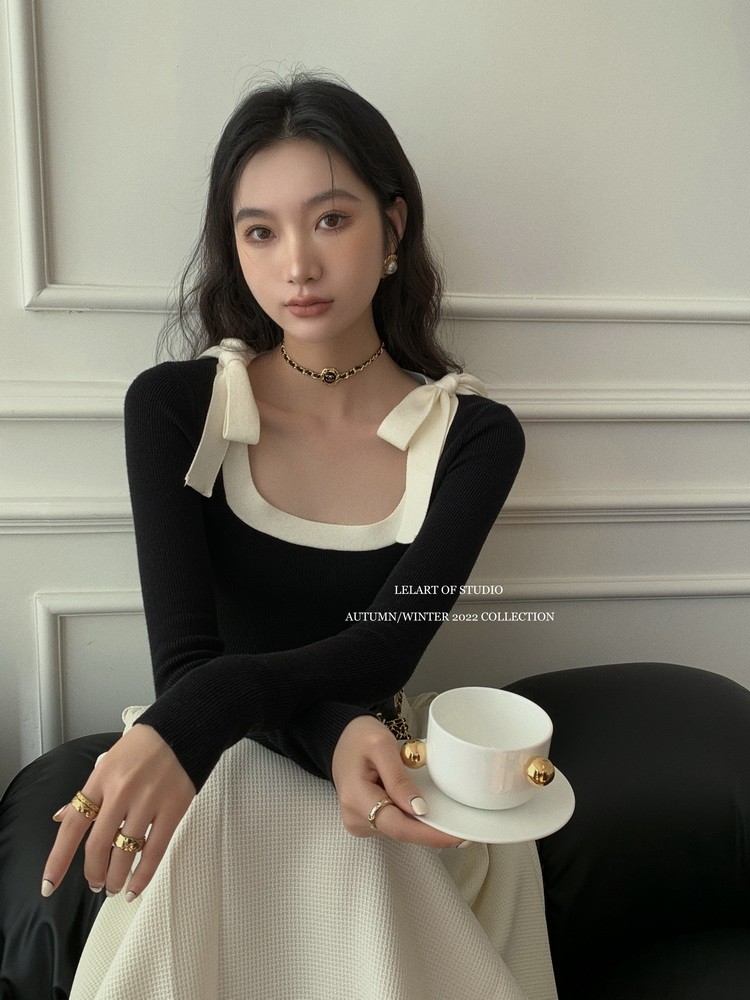 Long-sleeved bottoming shirt women's autumn and winter sweater temperament French Hepburn square neck bow slim knitted sweater