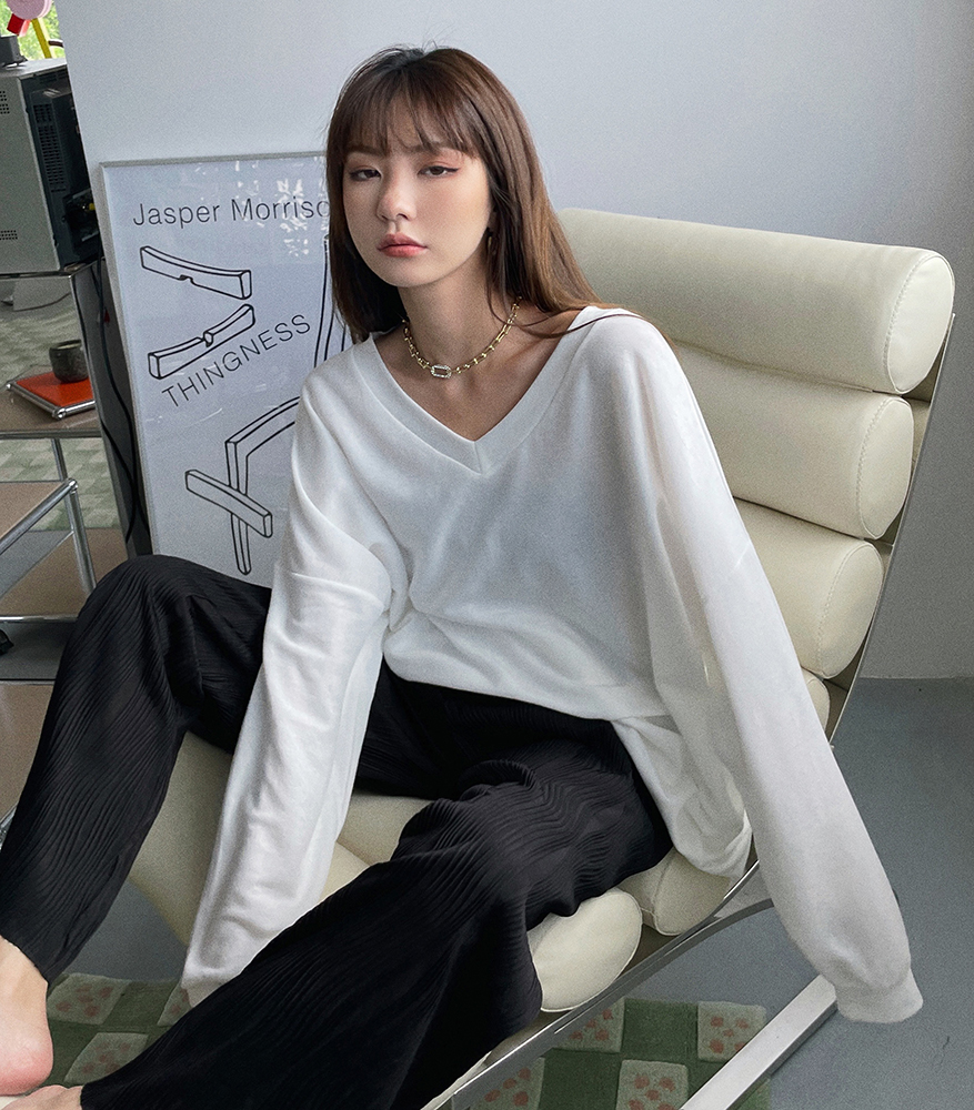 Real shot 2021 autumn new niche V-neck Cotton Long Sleeve T-Shirt women's loose casual lazy style solid color top