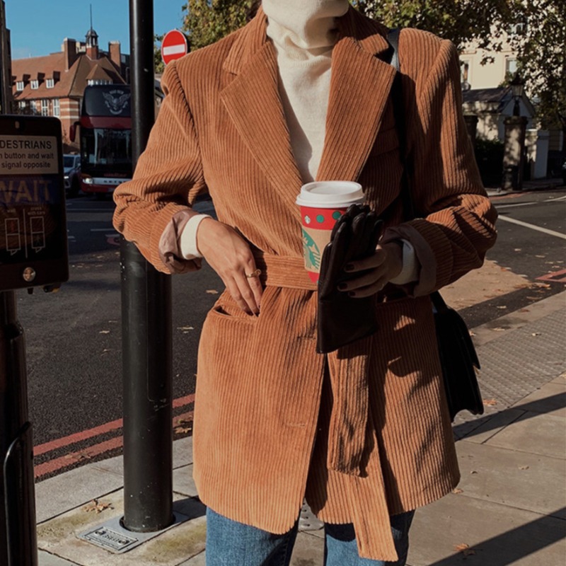 Vintage temperament, slim waist, loose corduroy suit coat