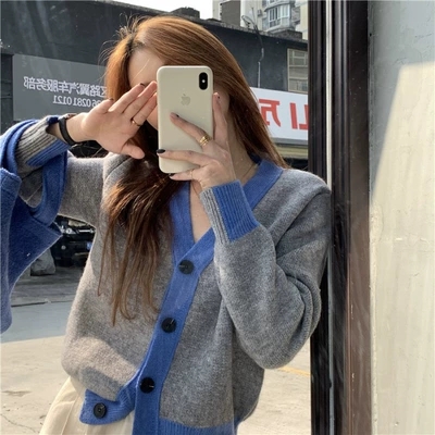 Korean version V-neck color-blocking sweater jacket women's autumn and winter new loose and lazy style outer wear knitted cardigan top
