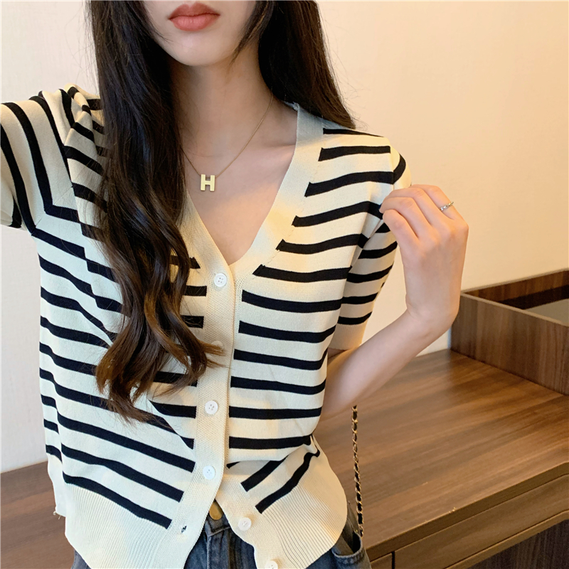 Real shot real price early spring new lazy style versatile stripe V-neck short sleeved knitted cardigan women's blouse