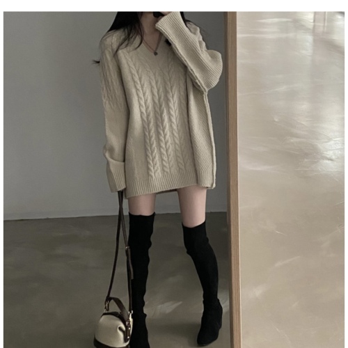 Real price Korean autumn and winter twist collar medium length sweater lower body missing outer seam edge early spring knitted skirt