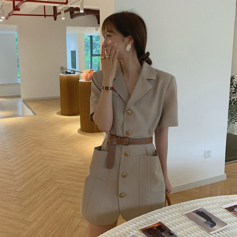 High design sense of niche suit dress women's new French retro slim waist skirt in summer 2022