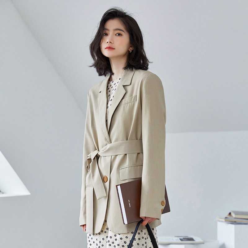 Real photo 2021 spring new Xiaoxi coat women's belt with thin waist, loose temperament and thin suit