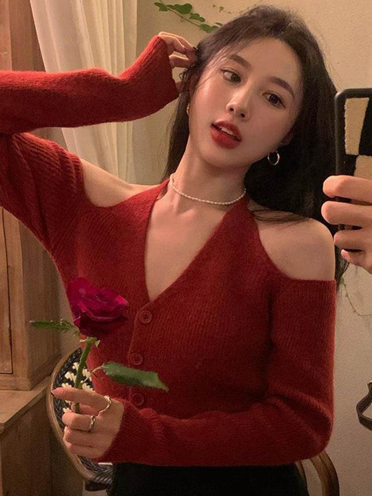 Halter neck off-shoulder sweater sweater New Year's wear New Year's greetings clothes women's red New Year's spring and autumn tops