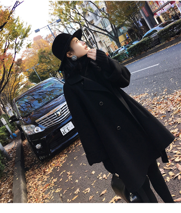 Black tweed coat women's winter short 2021 new Korean loose small Cape Japanese woolen coat