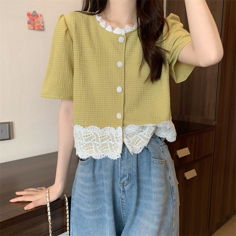 Real shooting and real price new Korean style patchwork lace design edge sleeve short sleeve shirt