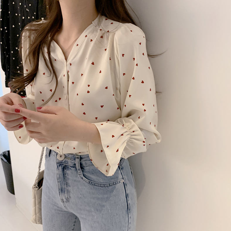 Korean chiffon long sleeve small love V-neck shirt