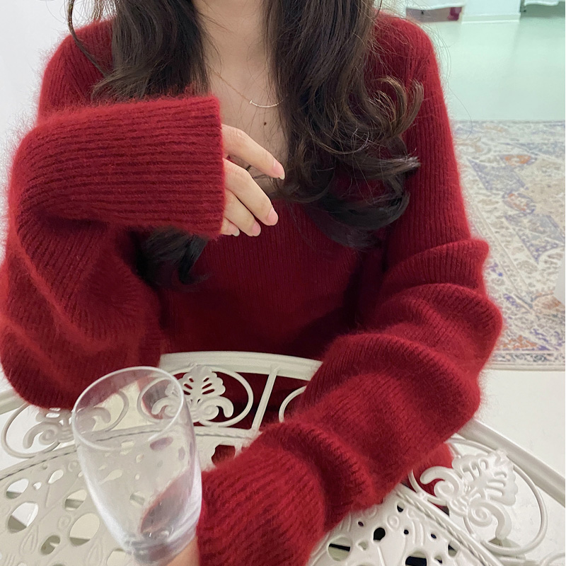 V-neck mink velvet zodiac year red sweater women autumn and winter French retro raccoon velvet bottoming knitted top