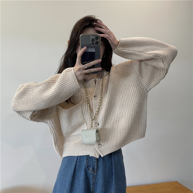 Real price Korean version of students loose long-sleeved sweater sweater short sweater cardigan