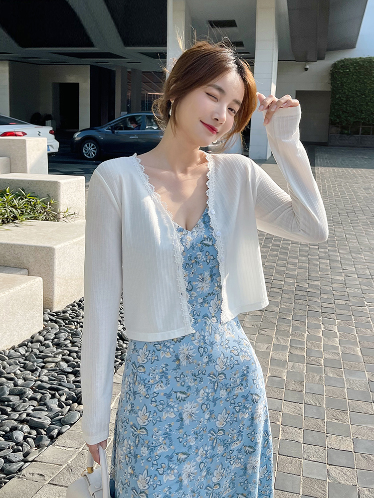 White knitted cardigan jacket short thin 2022 spring new women's wear with air-conditioned sweater