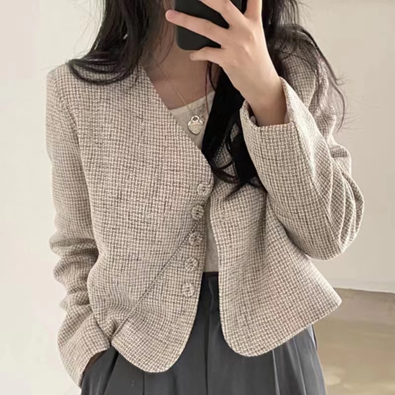 Korean ins autumn French simple V-neck single-breasted all-match woolen small jacket straight-tube all-match long-sleeved jacket women