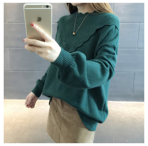 Pullover women's autumn and winter clothes 2021 new Korean loose solid color lotus leaf collar sweater with wool outside