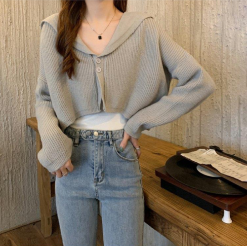 Sweater coat women's autumn and winter 2022 new pure desire style sweet hot girl design short knitted cardigan