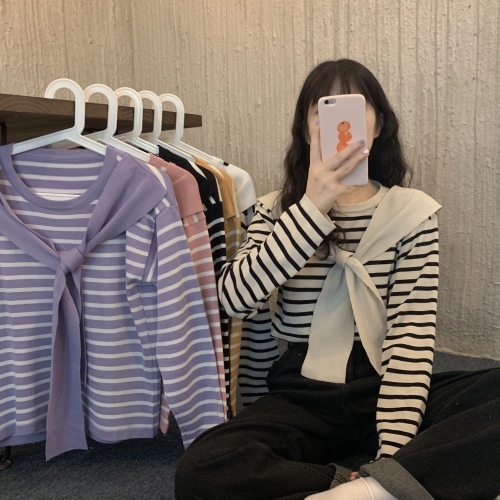 Real shooting and real price new ins Korean loose fake two-piece striped shawl long sleeved sweater for women