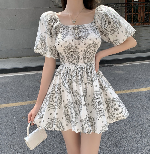 Korean goddess gas dress summer clothes bubble sleeve one-sided shoulder and waist, two loose short skirts