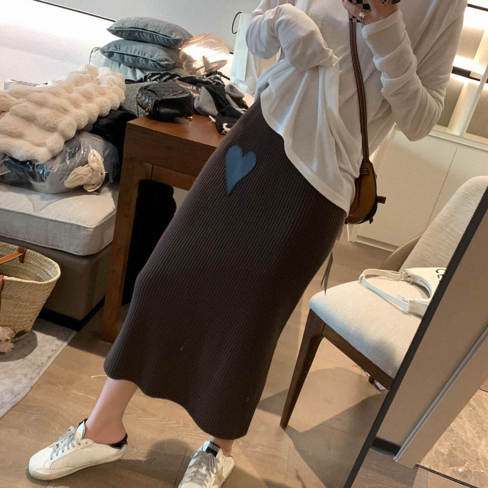 2021 medium length Hip Wrap Skirt A-line skirt high waist winter new multicolor versatile love knitted tight skirt