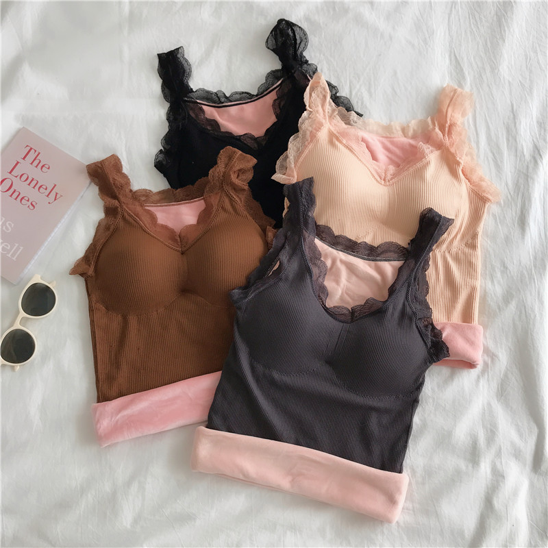 The real shot is not reduced. Lace and velvet thickened camisole women's autumn and winter wear a bottoming net red top to keep warm