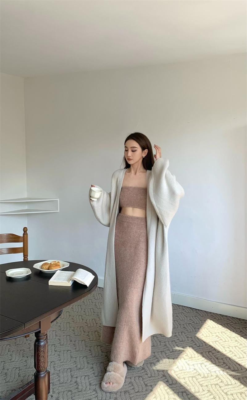 Real shot Nett price Retro style gentle tube top skirt suit + long knitted sweater coat