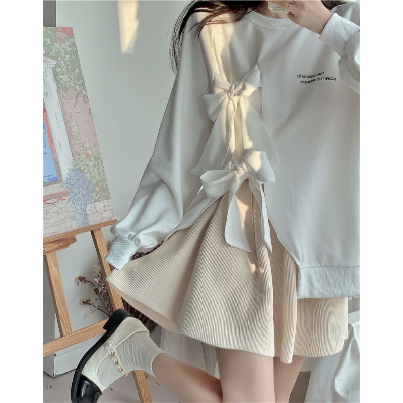 Artistic style milk sweet sweater women's design is niche