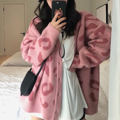 Pink V-neck leopard-print sweater women's autumn and winter Korean version loose and thin lazy wind wool knitted cardigan coat