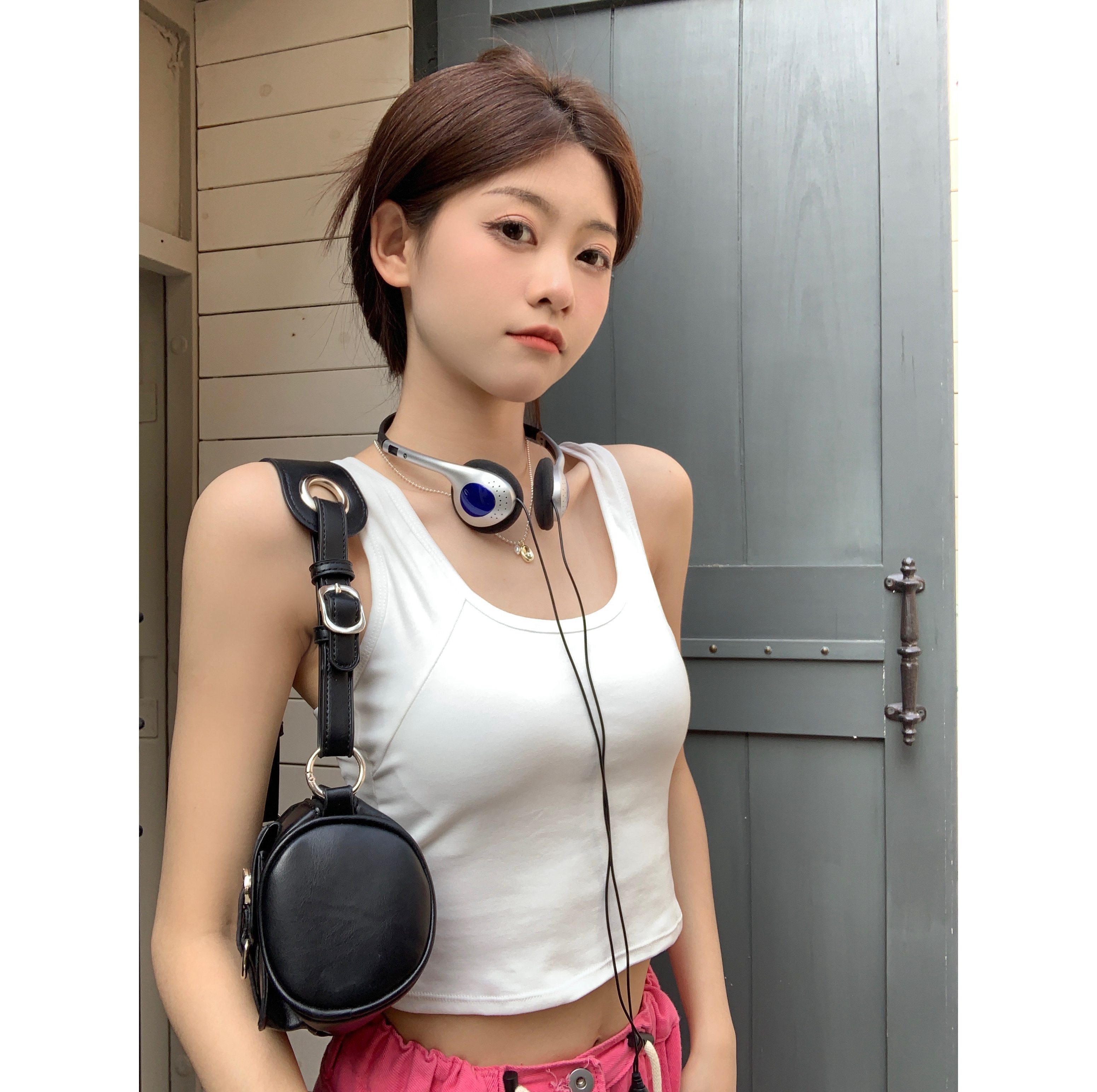Real shot of pure cotton with chest pad sling women's spring and summer new short section small backless sweet and spicy vest