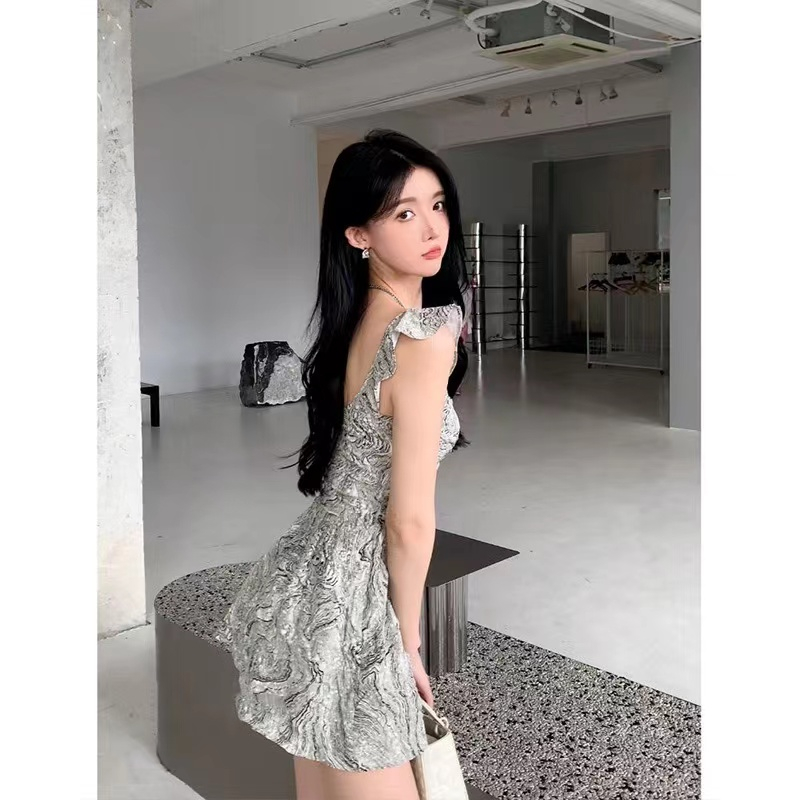 French sexy square collar small flying sleeves suspender dress women's summer high-end sense thin sweet hot girl waist short skirt