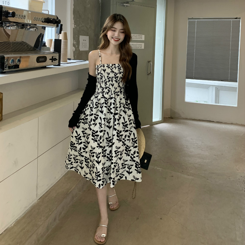 2022 new summer first love studio suspender skirt women's small fresh sweet spicy minority floral dress net red