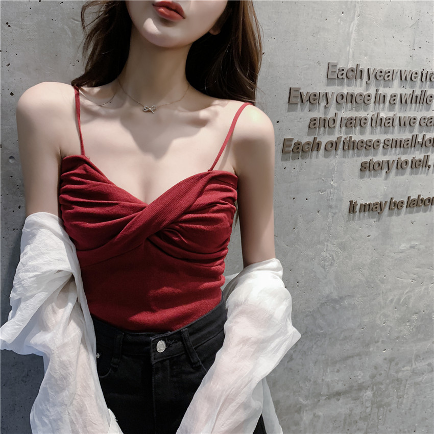 Beautiful back knitted small suspender vest for women to wear summer suit outside and sexy waist closing net red coat inside