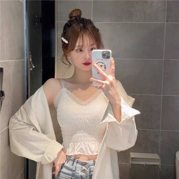 Design sense of niche French lace underwear women's small chest thin suspender vest top wear versatile pleated bra