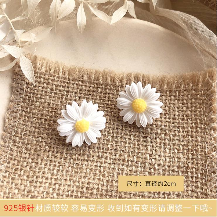 S925 silver needle South Korea Earrings Flower Color spring and summer Daisy Earrings simple popular 2020 new girls Earrings