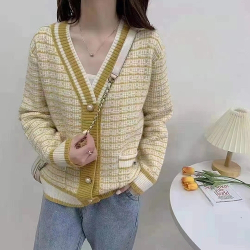  spring and autumn V-neck new loose small plaid outer jacket with short cardigan women's wool chic coat