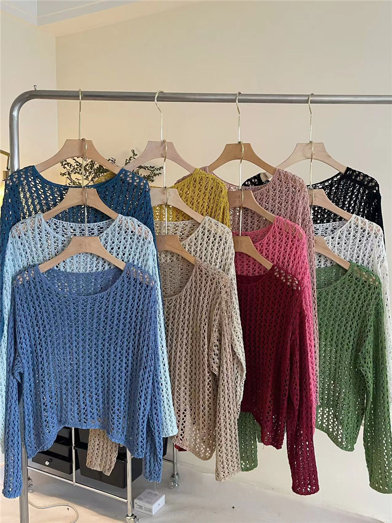 Real shot sweater South Korea 2022 early autumn new design sense hollow sexy perspective short Pullover Sweater women