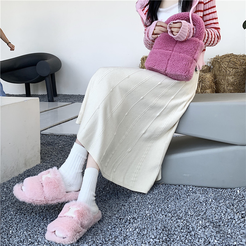Real auction real price 2022 autumn and winter new knitted skirt women's high waist cover the crotch show thin A-line umbrella skirt temperament all-match