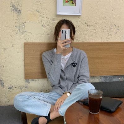 2020 spring and Autumn New Korean peach heart knitted cardigan women's long sleeve short slim bottomed sweater small coat