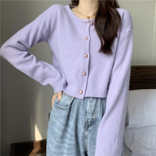 Real price ~ fashionable short style soft waxy single row small wood button round neck long sleeve knitted cardigan girl