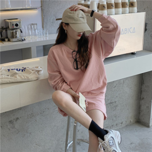 Ins fashion leisure two piece women's spring and autumn  Korean loose sweater wide leg shorts running suit
