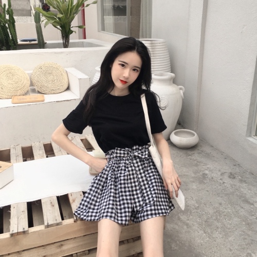 Mass stock round neck loose and thin short sleeve T-shirt two piece Plaid wide leg pants fashion suit