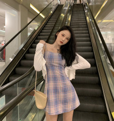 Actual Shot of New Sleeveless Dress with Sleeveless Shoulders