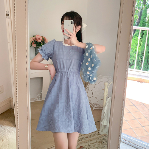 Real shooting lace square neck pleated thin skirt waist fat fairy dress new mid long dress temperament dress