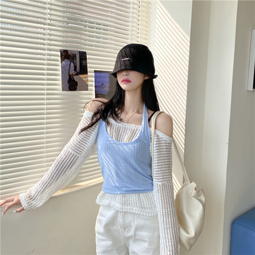 Real shot real price ~ hollow out sunscreen Pullover Round Neck Long Sleeve Top + woollen lace up top