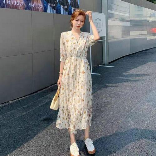 Early spring new women's dress tea break French long dress senior design sense minority floral dress spring and Autumn