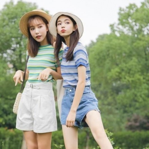 Stripe slim college wind ice silk T-shirt ins top women's short sleeve girlfriends Korean students' little fresh women's summer