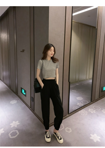 Summer 2019 New Korean T-shirt with Show waist and Hallen trousers two-piece casual suit of Baitao College Style